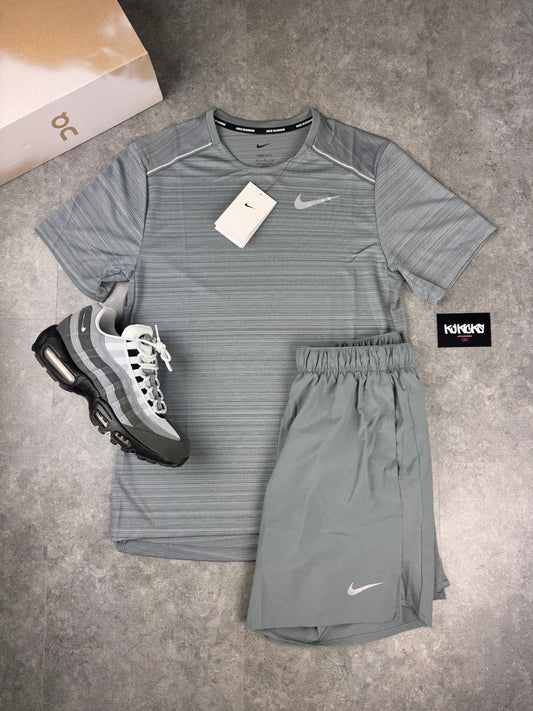 NIKE MILER T-SHIRT & NIKE CHALLENGER 7" SHORTS SET GREY